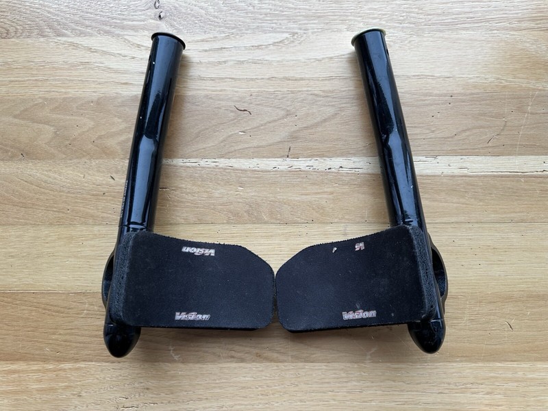 Vision Full Speed Ahead FSA TT-Bar Black Small Clip-on Aerobars 21.5 cm, 31.8 mm