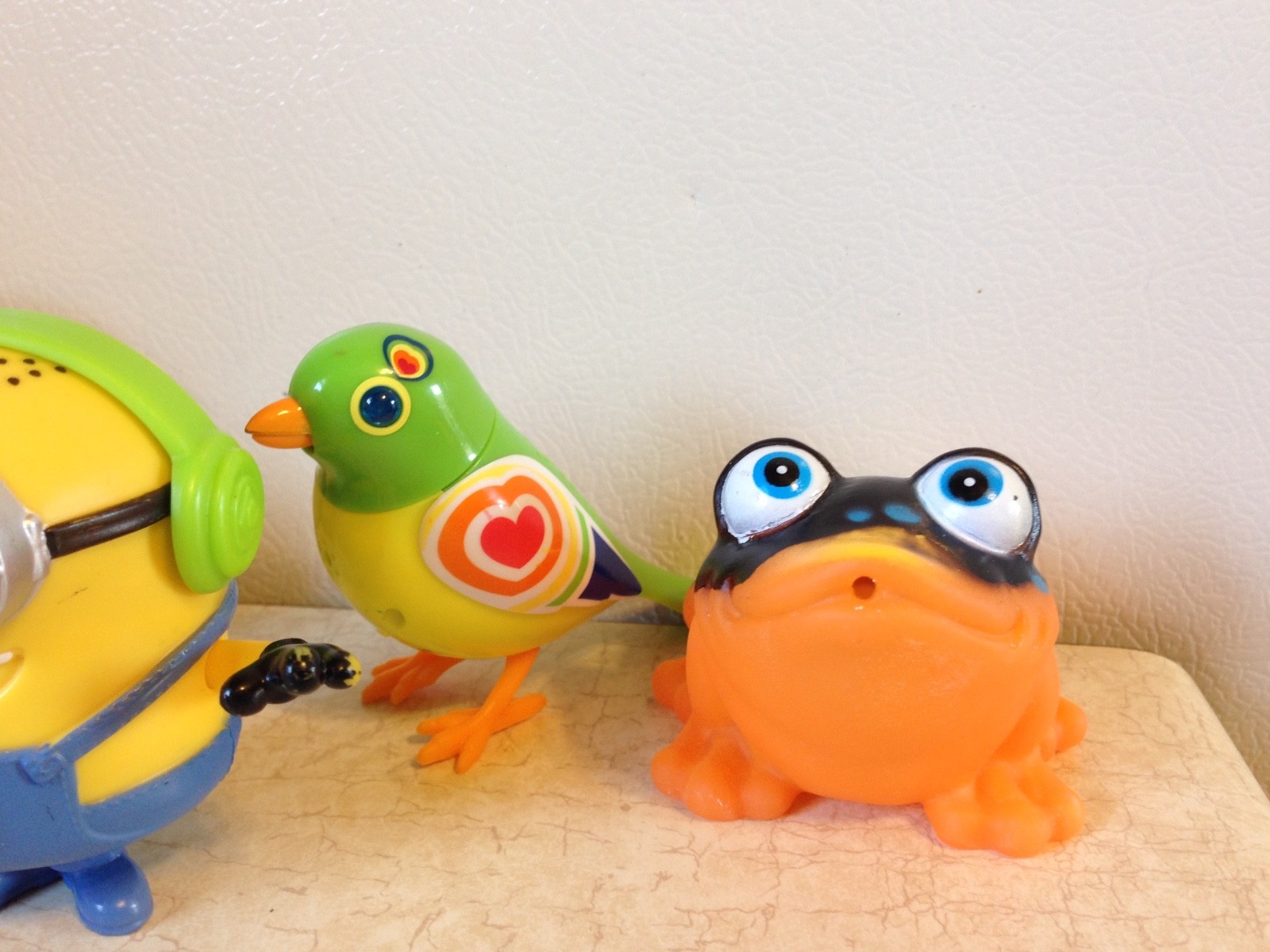 Small toys - McDonalds Despicable 3 and Home Movies, Cereal Shrek, Others (6)