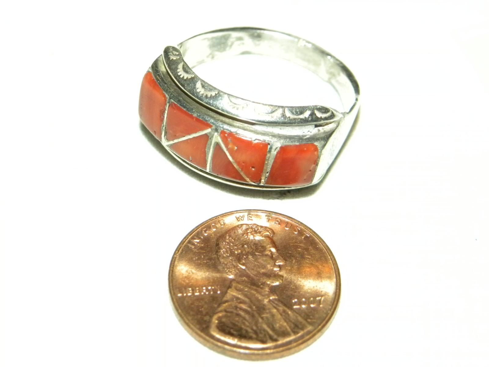 Vintage Inlaid Coral Sterling Silver Band Ring Size 11.25 Stamped Edging