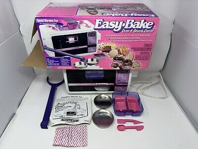 Vintage 1997 Hasbro Easy Bake Oven & Snack Center W/ Original Box 