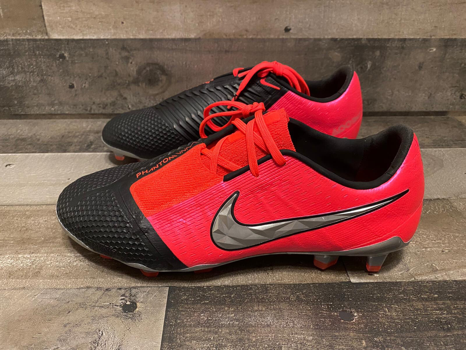 mens nike phantom venom