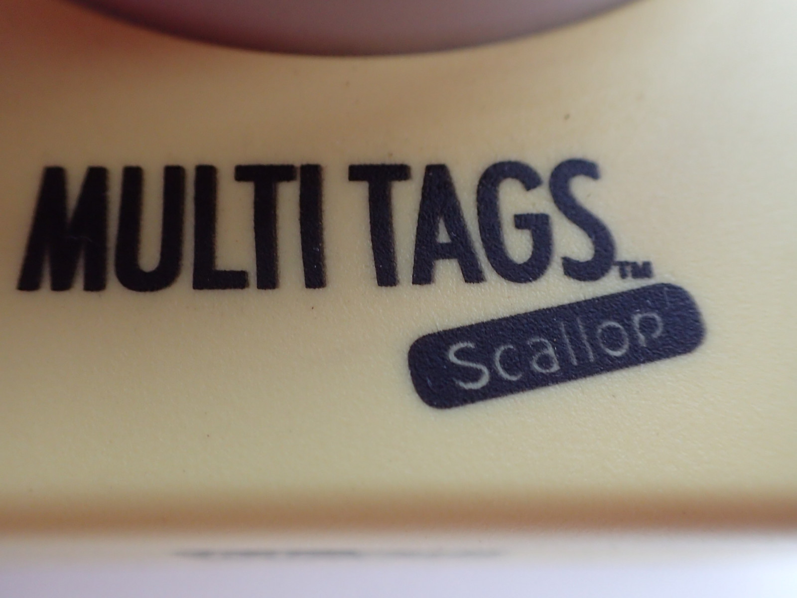 McGill MULTI TAGS Scallop Price Gift Tag Paper Punch HEAVY DUTY 3Sizes -4CHARITY