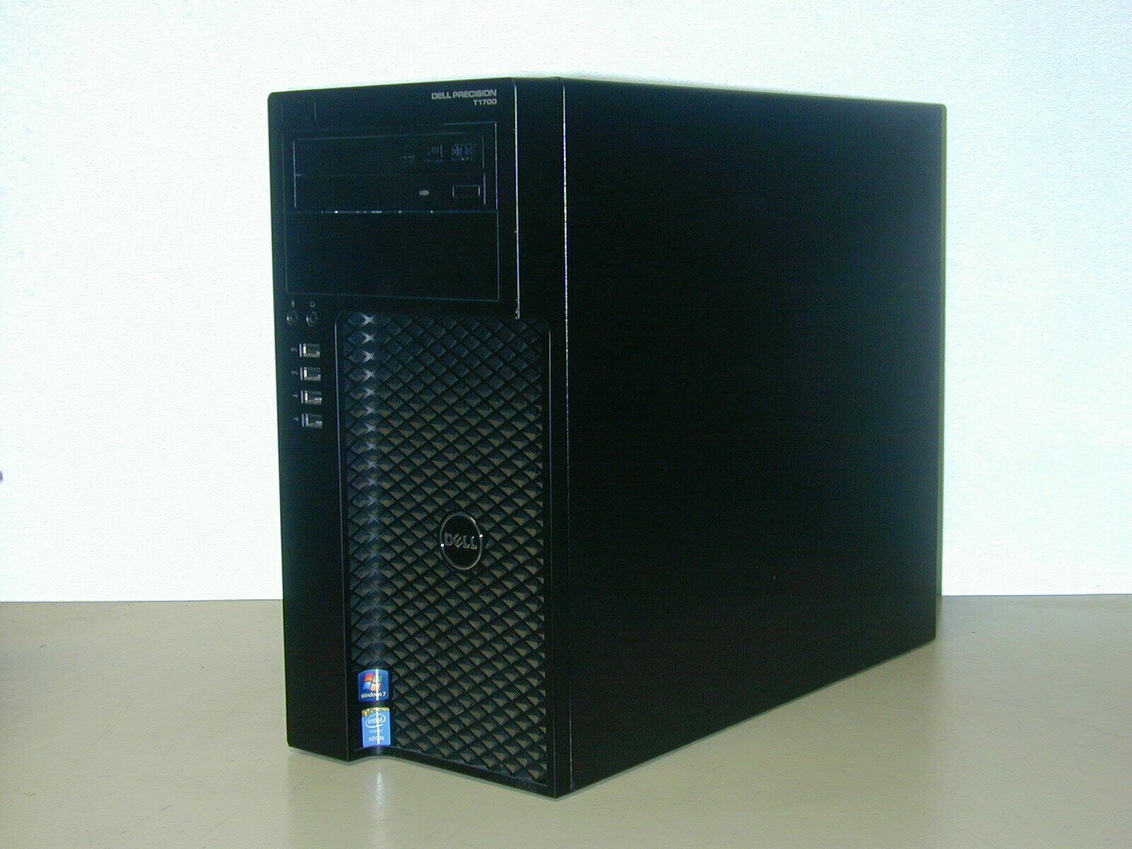 Windowsデスクトップ DELL T1700  Xeon E3-1226V3 SSD&16GB MEM Dell Precision T1700 Workstation Intel Xeon E3 3.2GHz 16GB