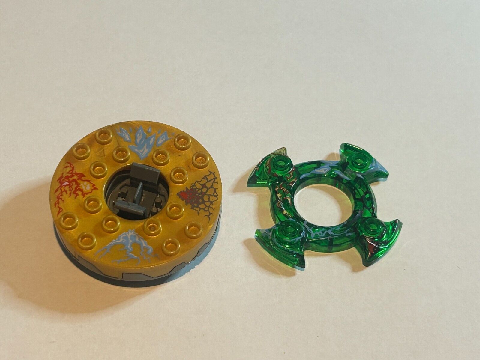 LEGO Ninjago Lloyd ZX Spinner (9574) LEGO Ninjago Lloyd ZX Spinner (9574)