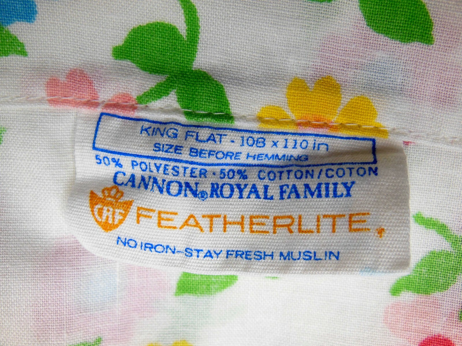 VTG Cannon Royal Family Featherlite Muslin King Flat Sheet Bright Floral Dots