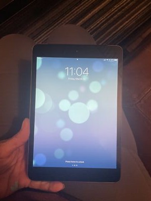 Apple iPad Mini 2 16GB 32GB 64GB 128GB Wi-Fi + Cellular 7.9 Apple iPad Mini 2 16GB 32GB 64GB 128GB Wi-Fi + Cellular 7.9