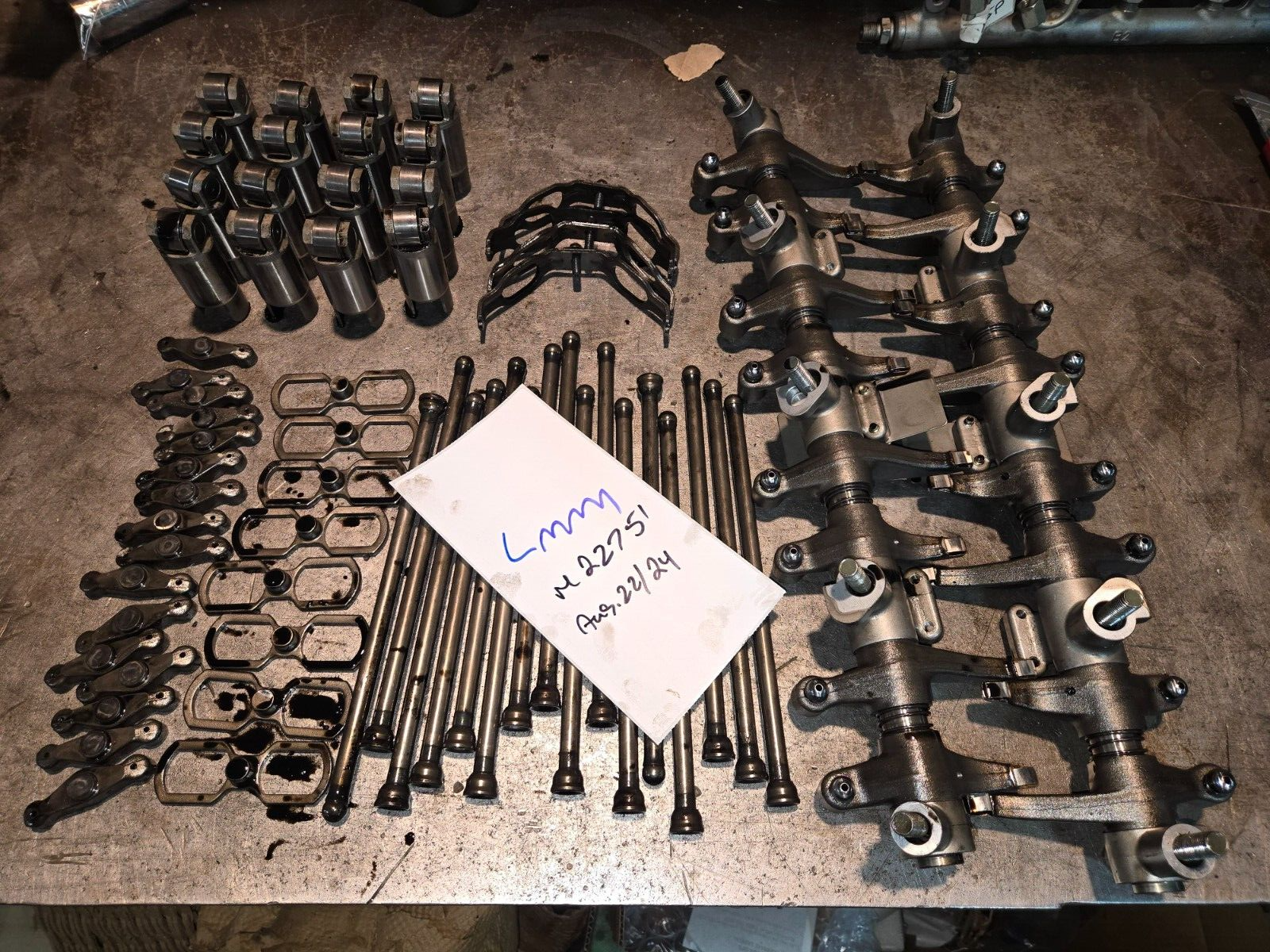 2007-2010 LBZ LMM 6.6L DURAMAX ENGINE VALVETRAIN REF22751 - Picture 1 of 9