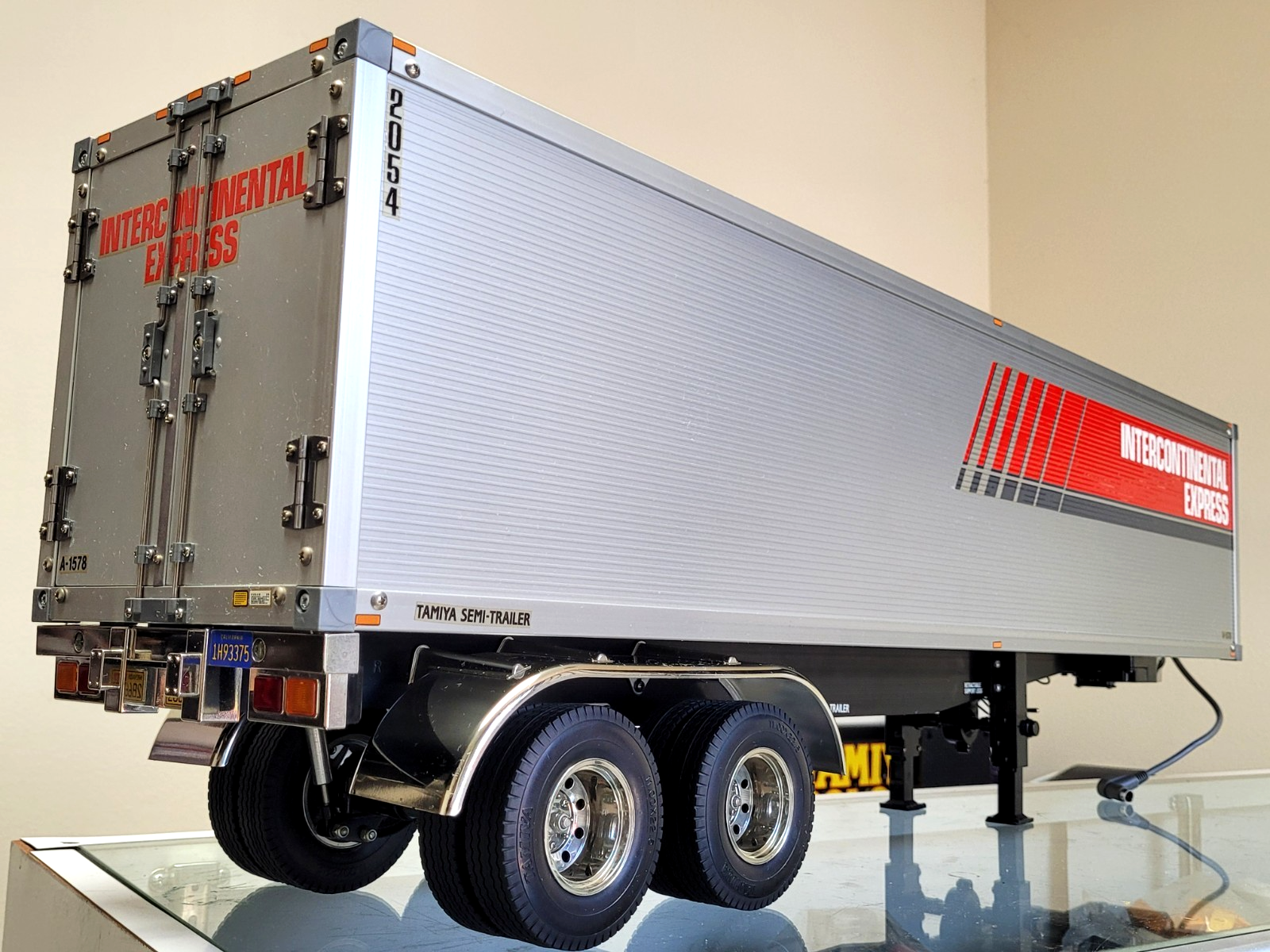 Tamiya RC 1/14 Semi Trailer Tractor Container + Motorized