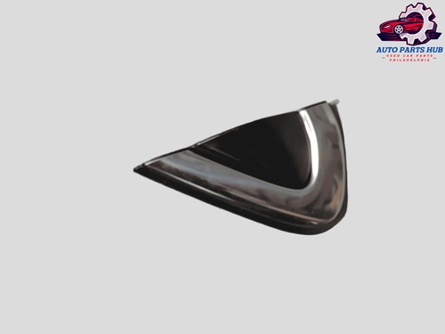 OEM Honda Cr-V 2017-2022 Front Left Driver Side Door Fender Corner Molding