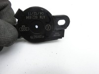 VW Sharan 7N II 10-15 Warngerät Parktronic Einparkhilfe Hinten VW Sharan 7N II 10-15 09.05.2012 8E0919279 602.694... Vorschau 4