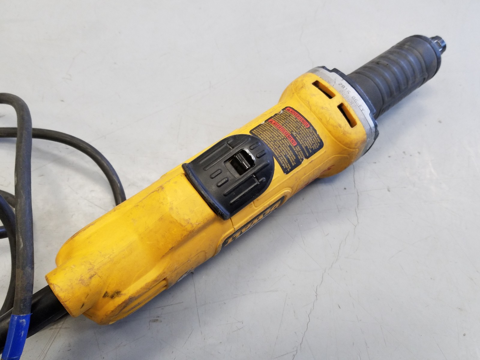 DeWalt DWE4887N 120-Volt 1 1/2” Corded Die Grinder Without Lock-On