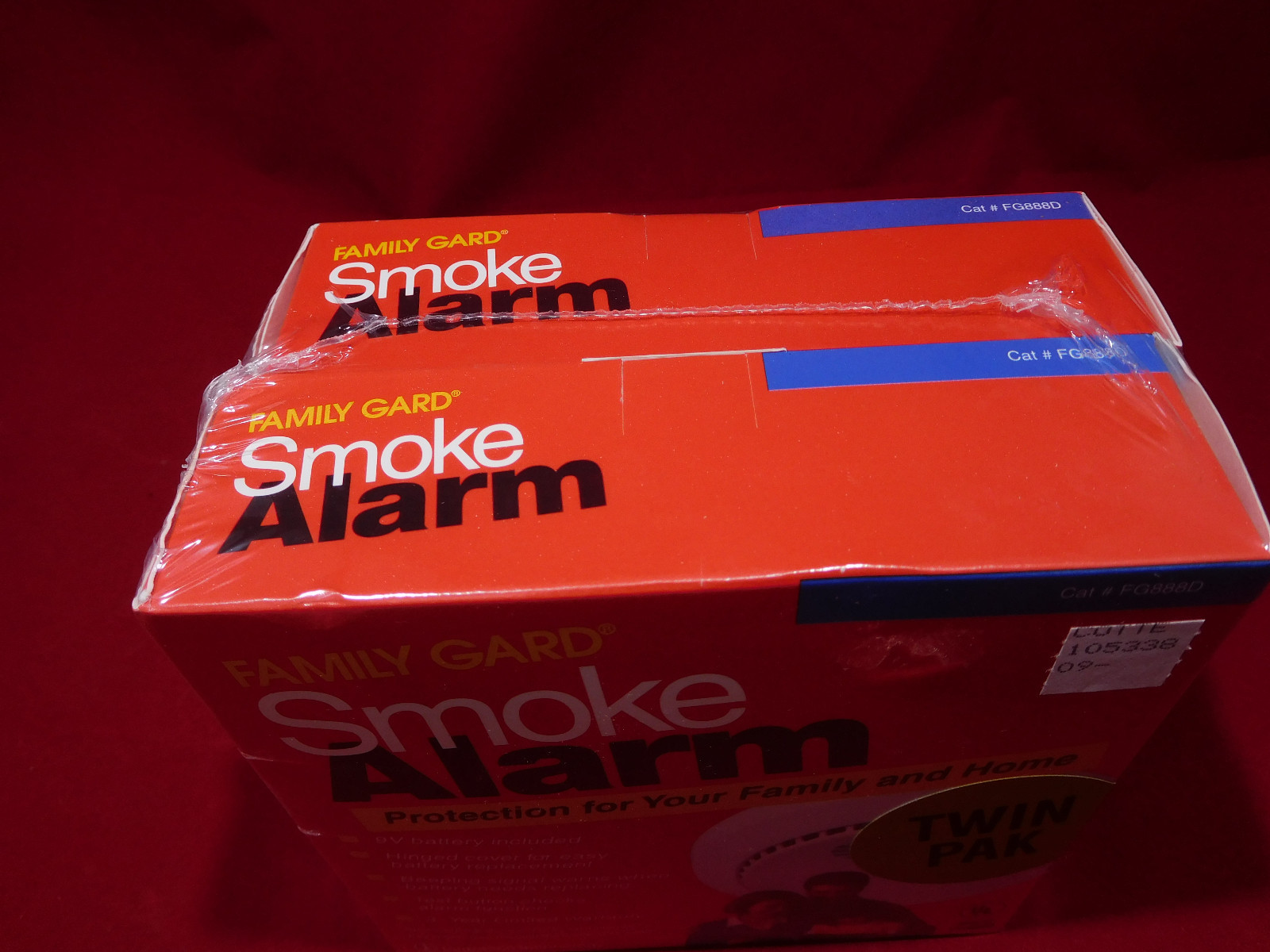 Family Gard Smoke Alarms, New Twin Pack,  Model #FG888D, Batteries Included