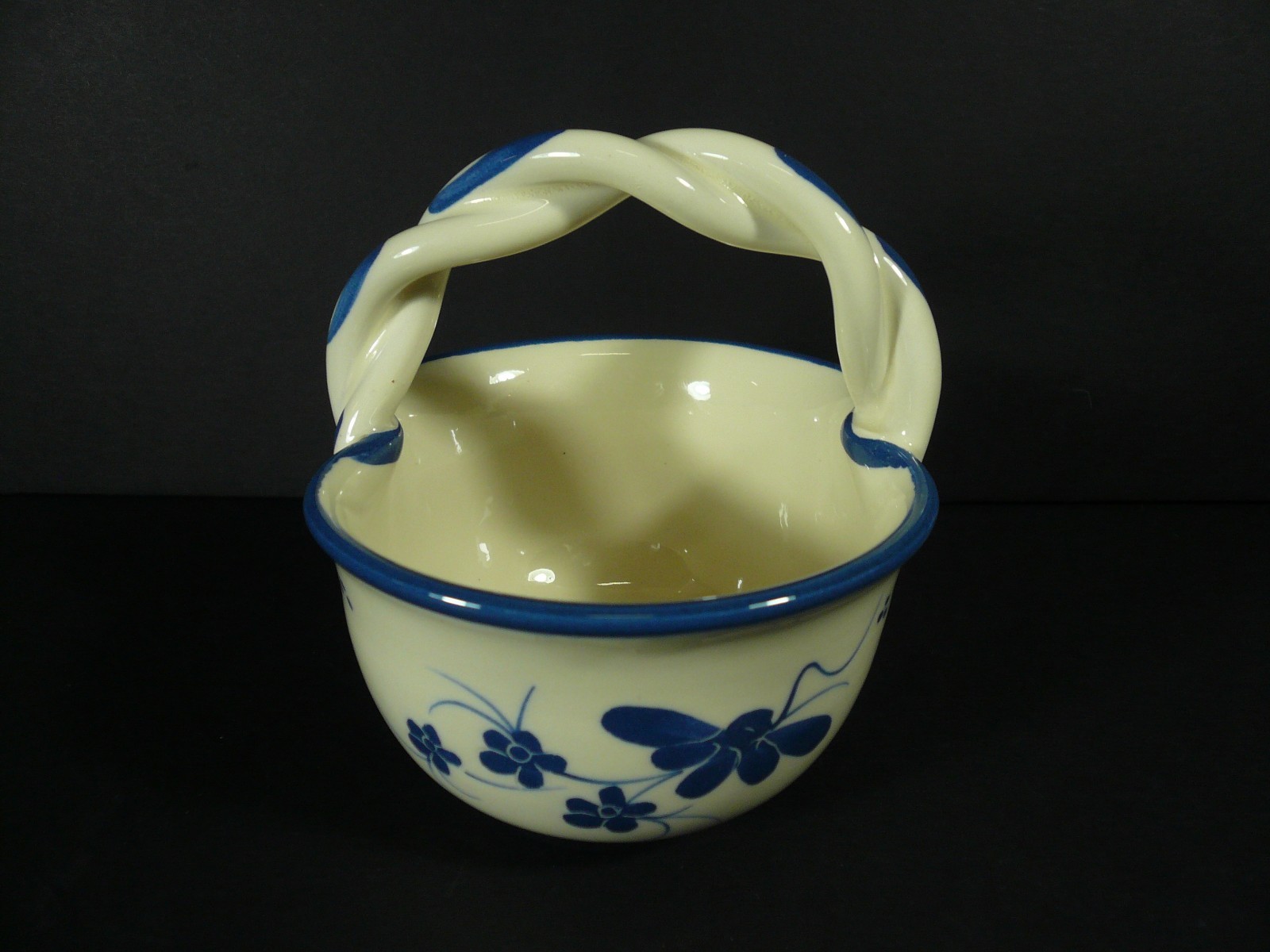 Bulle Dubuis Bosshard Basket Peacock Pottery Poterie du Gruyere Switzerland