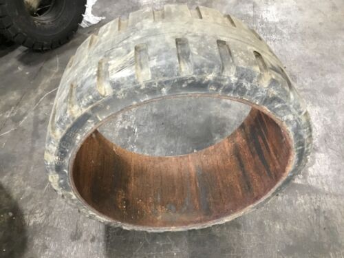 28x12x22 MONARCH SOLID SMOOTH FORKLIFT TIRE PRESS ON #T234
