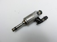 Audi A4 8W B9 15-19 TFSI 1,4 110KW Injektor Einspritzdüse Zyl.1 Audi A4 8W B9 15-19 08.08.2017 04E906036AF... Vorschau 4