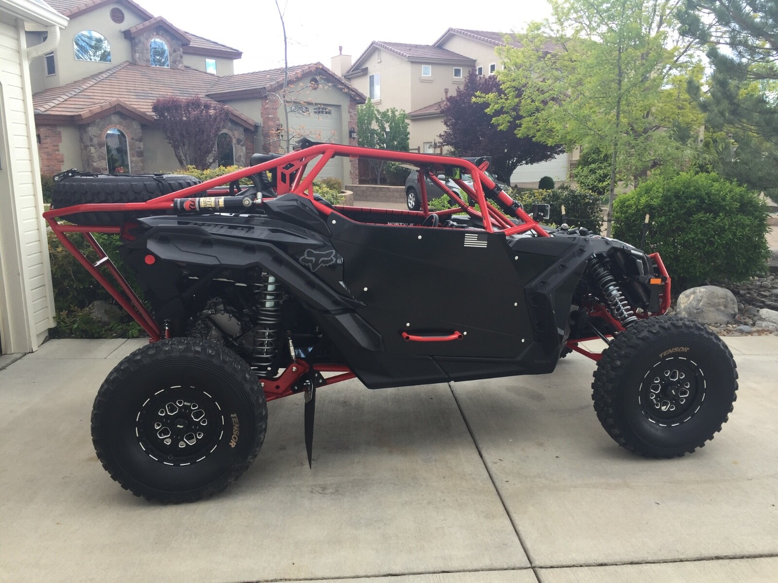 2017 can-am maverick x3 turbo r