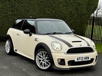 2012 MINI COOPER S D 2.0 DIESEL JOHN COOPER WORKS KIT WOW, £35 TAX, 2 PRE OWNERS