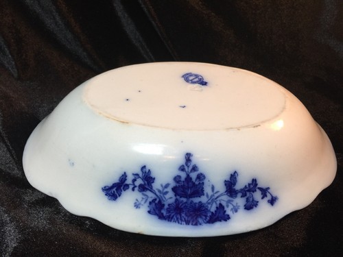 Ridgways Osborne Vegetable Bowl In Made in England, antique vintage