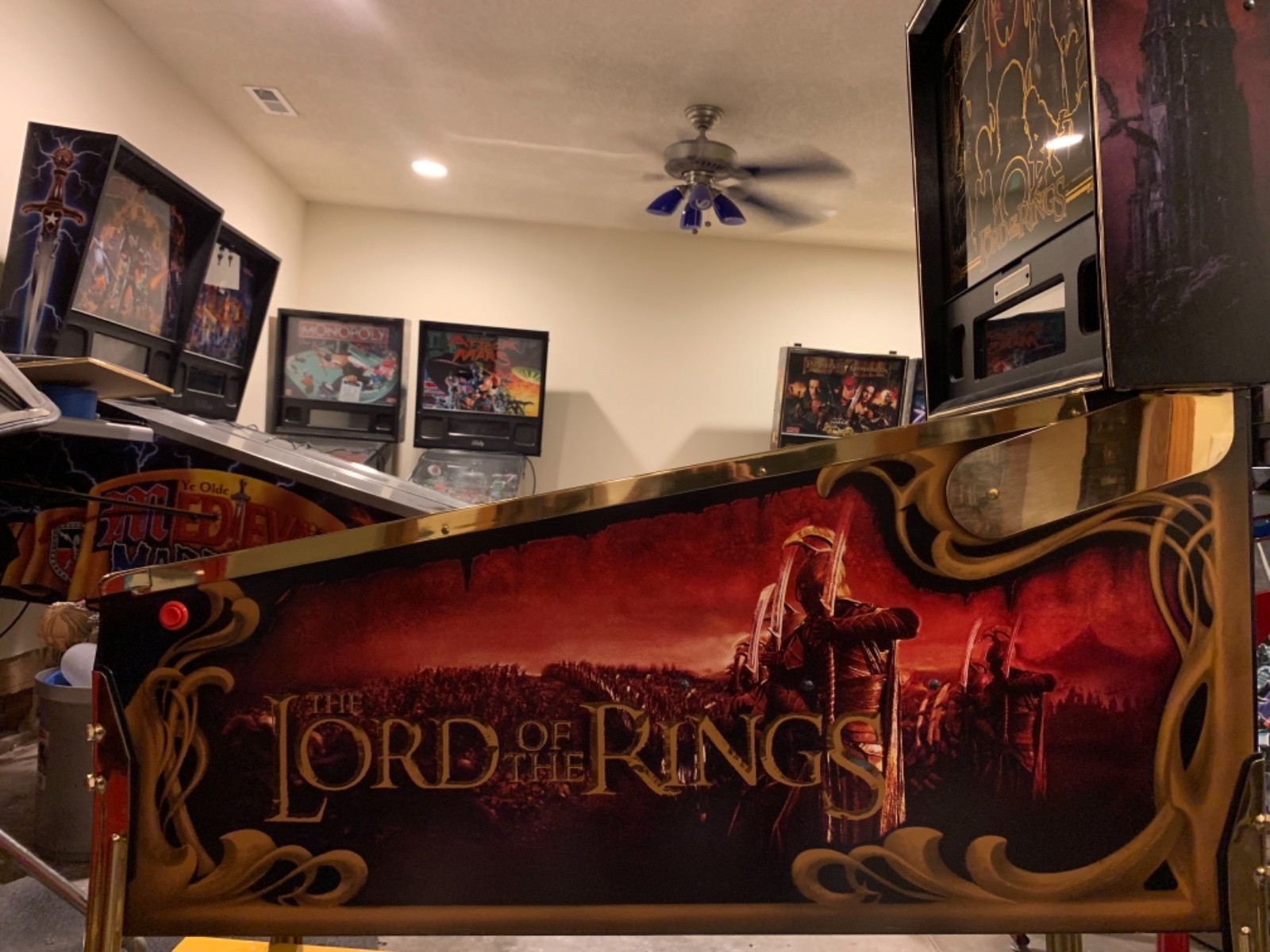 lord of the rings le pinball machine