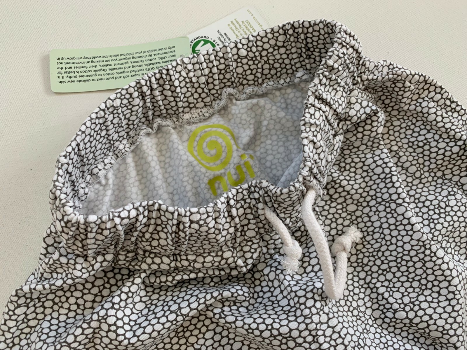 Nui Organics Cotton Eva Drawstring Short in White Bubbles Size 3 (98) - NEW