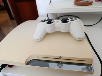 PlayStation 3 (160GB) Classic White (CECH-2500ALW) japan