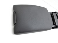 Volvo V60 I 155 10-13 Armlehne Mittelarmlehne Auflage Volvo V60 I 155 10-13 29.09.2014 gebraucht Vorschau 2