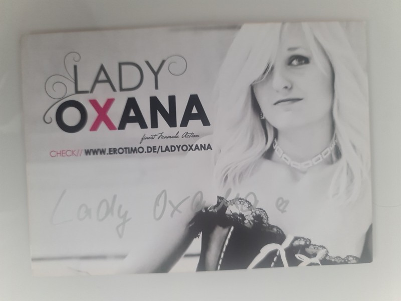 Lady Oxana Autogramm Autogramme Original Autogrammkarte Signiert