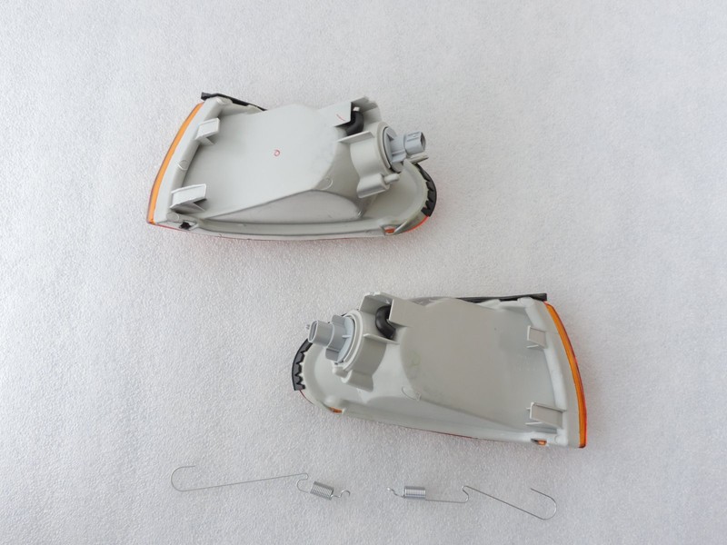 1992-1995 Mitsubishi Lancer EVO Evolution 1 2 3 Corner Light Amber