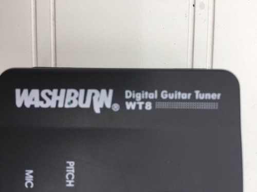 Washburn T8 Compact Guitar & Bass Tuner