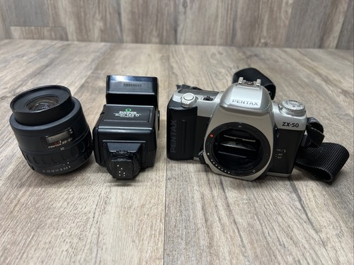 ペンタックス　スポーツマチック Pentax ZX-50 Camera W/ SMC Pentax 35-80mm Lens And Sunpak