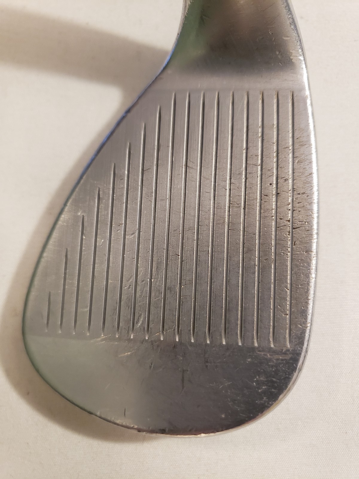 Used Titleist Vokey SM9 - 56* Sandwedge - 14* B - F Grind - Tour Chrome - RH