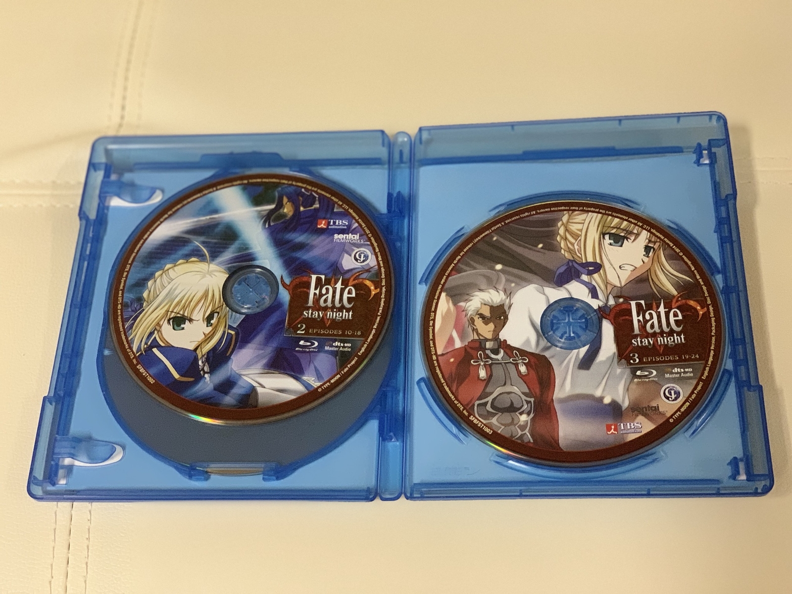 Fate Blu-ray DVDセット Amazon.com: Fate / Stay Night: Complete Collection [Blu-ray