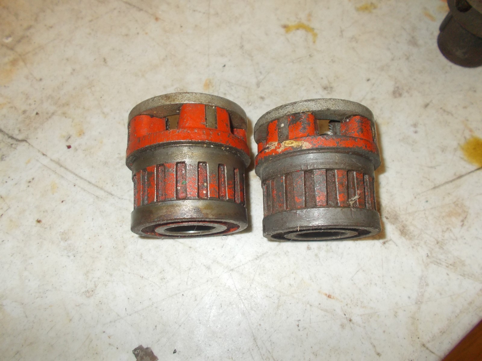 TWO TOLEDO NO.11 PIPE THREADER 3/4  INCH DIE HEAD