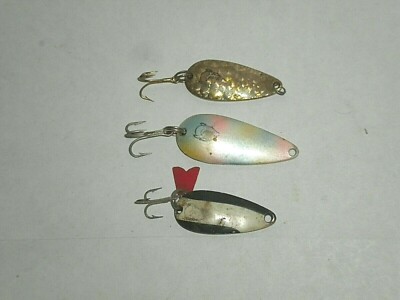 EPPINGER/"S WORLD FAMOUS DARDEVLE RED EYE FISHING LURE PATCH THE LEGEND LIVES ON