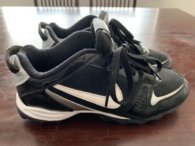 nike superbad shark cleats