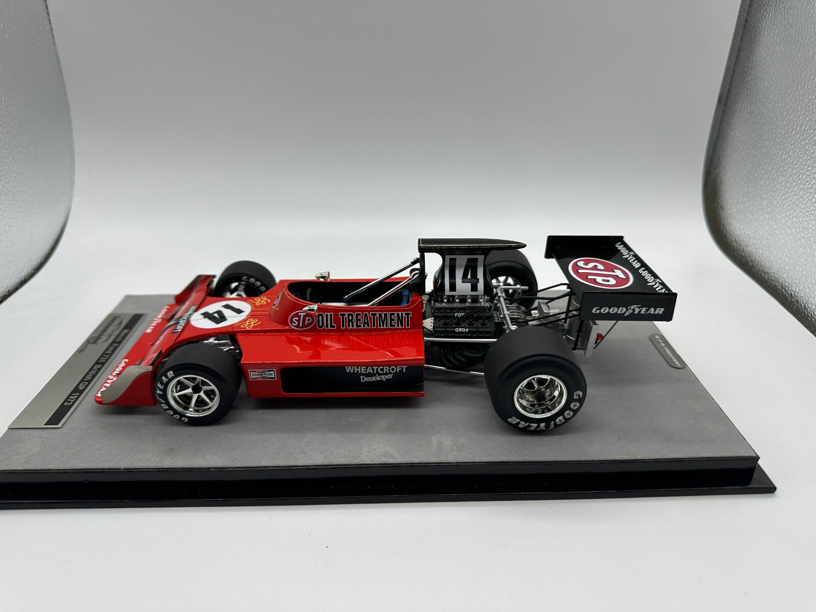 洋書 RACING car YEAR 73 Racing Car 73 1973 Book Jonathan Thompson Formula 1 Sports