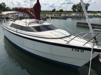 1999 MacGregor 26X Sailboat / Ready to Sail Away !!