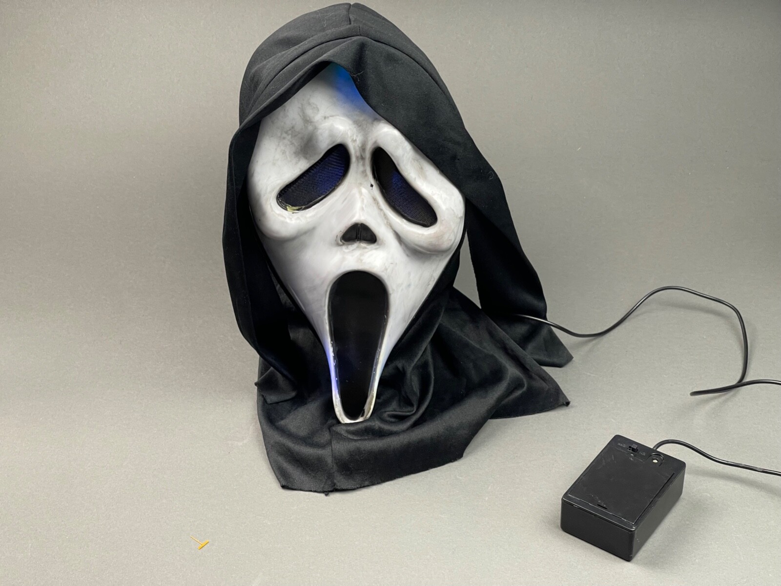 Rare Vintage Easter Unlimited Inc Ghostface Scream Mask