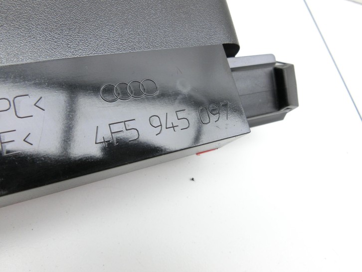 Audi A6 4F C6 05-08 Lim Bremslicht 3. Bremsleuchte Klappe  - Bild 4