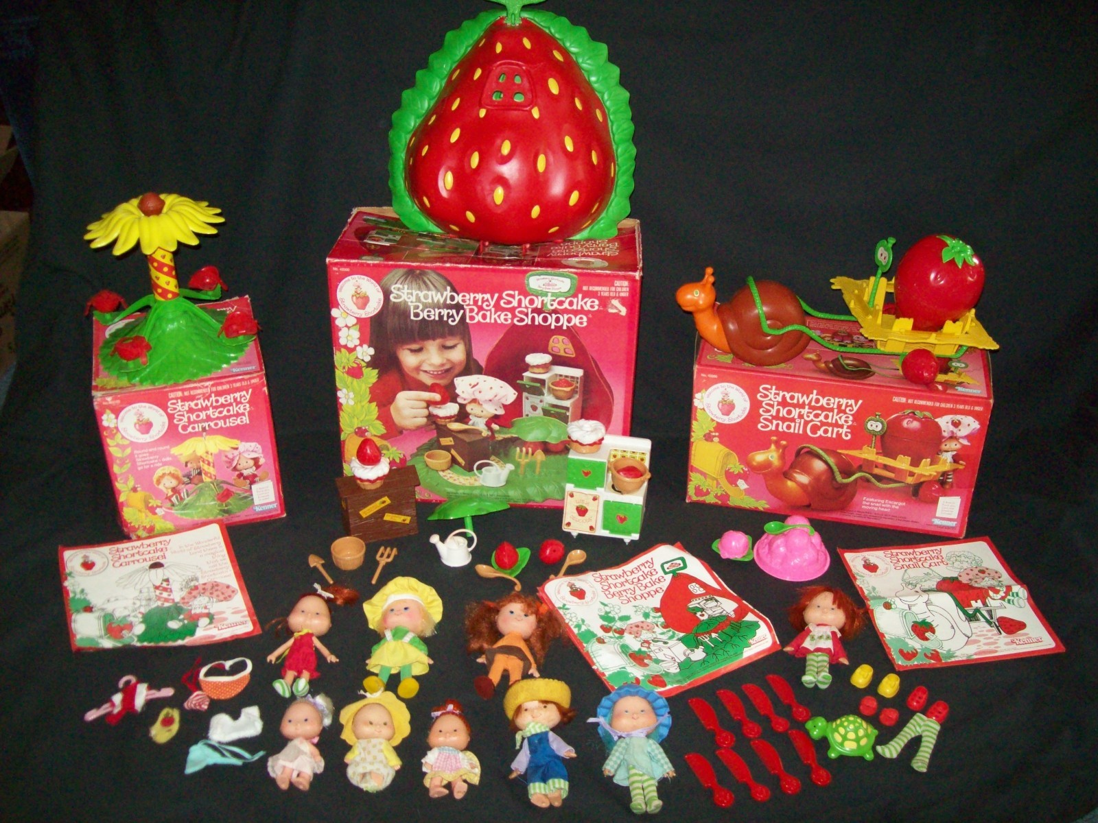 Vintage Strawberry Shortcake doll lot Berry Bake Shop Snail Vintage Strawberry Shortcake doll lot Berry Bake Shop Snail