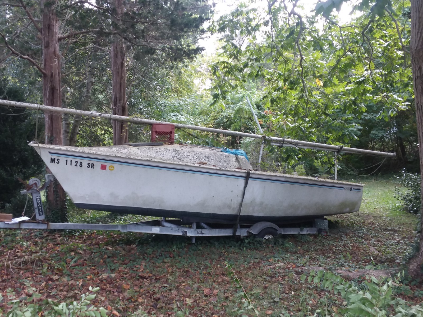 1983 Hunter 19 Sailboat with trailer - No Reserve -Located in Orleans Ma.