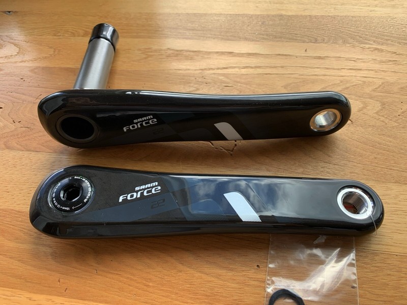 SRAM Force 22 Crankset Carbon Fiber Crankarms GXP 172.5 mm 3-Bolt Spider Pattern