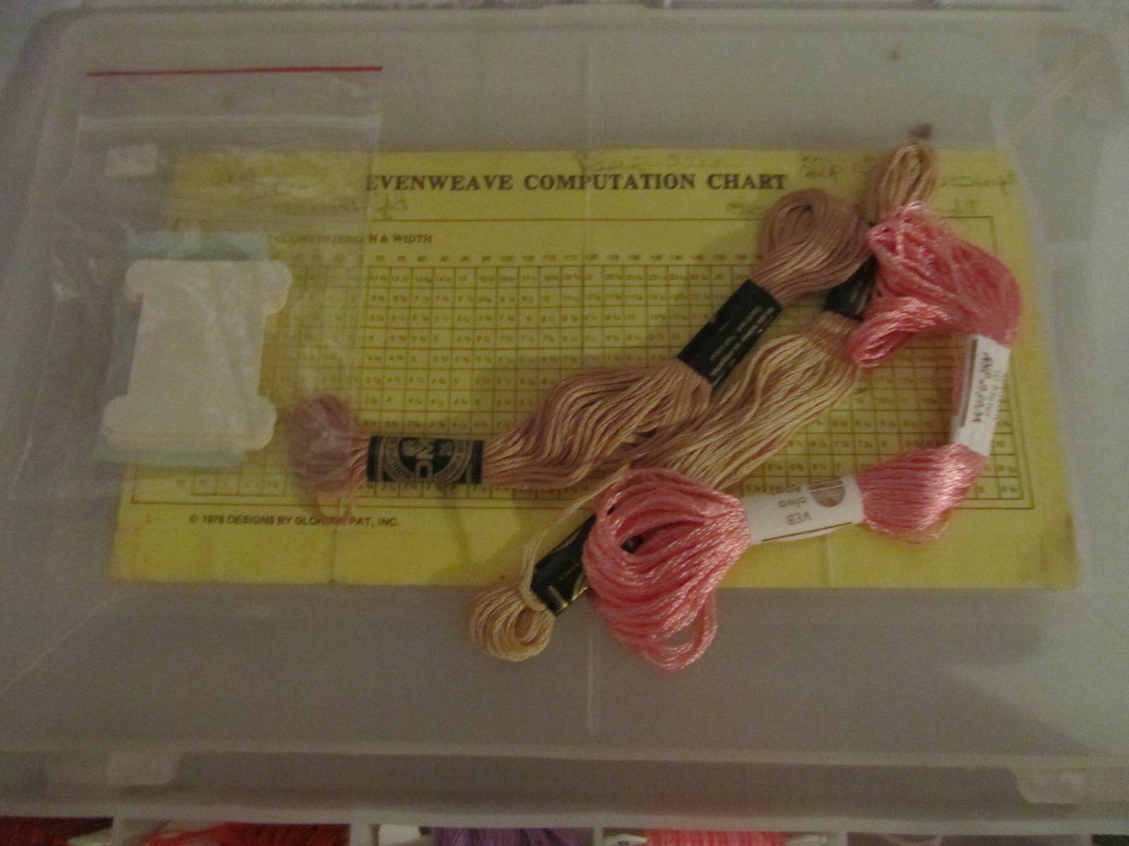 Lot of 80 Embroidery Thread Floss Cards w/Plastic Case Various Colors Crafts