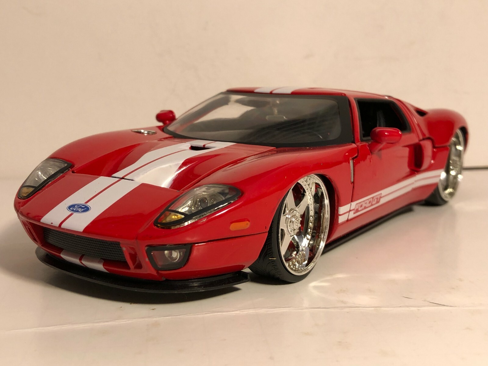 自動車 JadaToys 2005 FORD GT BIGTIME KUSTOMS Amazon.com: Jada Toys Bigtime Muscle 1:24 2005 Ford GT Die