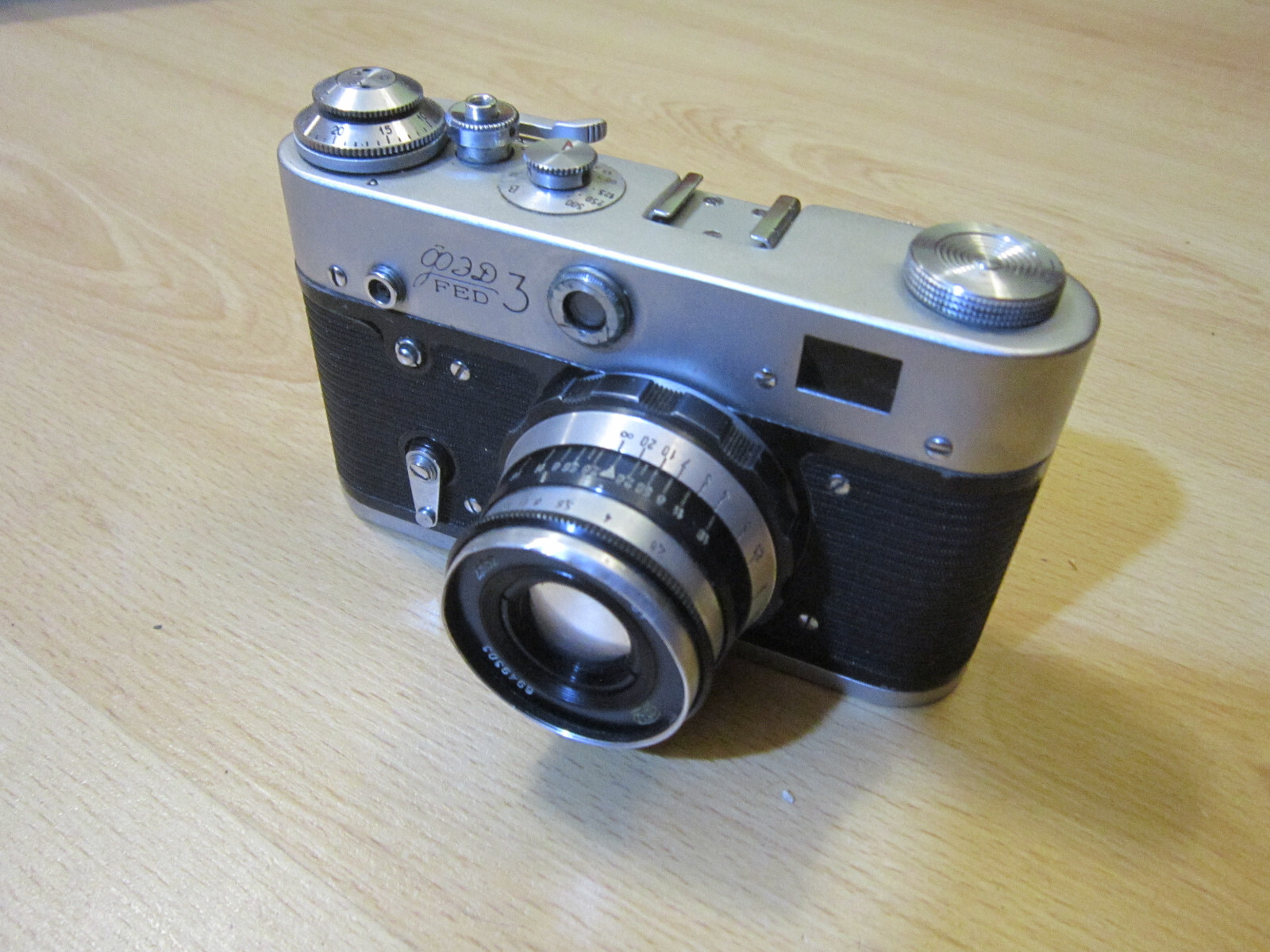 FED-3、induster-61 Camera FED-3 lens Industar-61 2.8/53 M39 With dedicatory