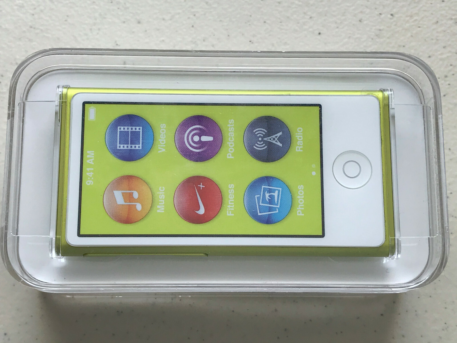 Apple iPod Nano 7th Generation 16 GB Yellow MD476LL/A