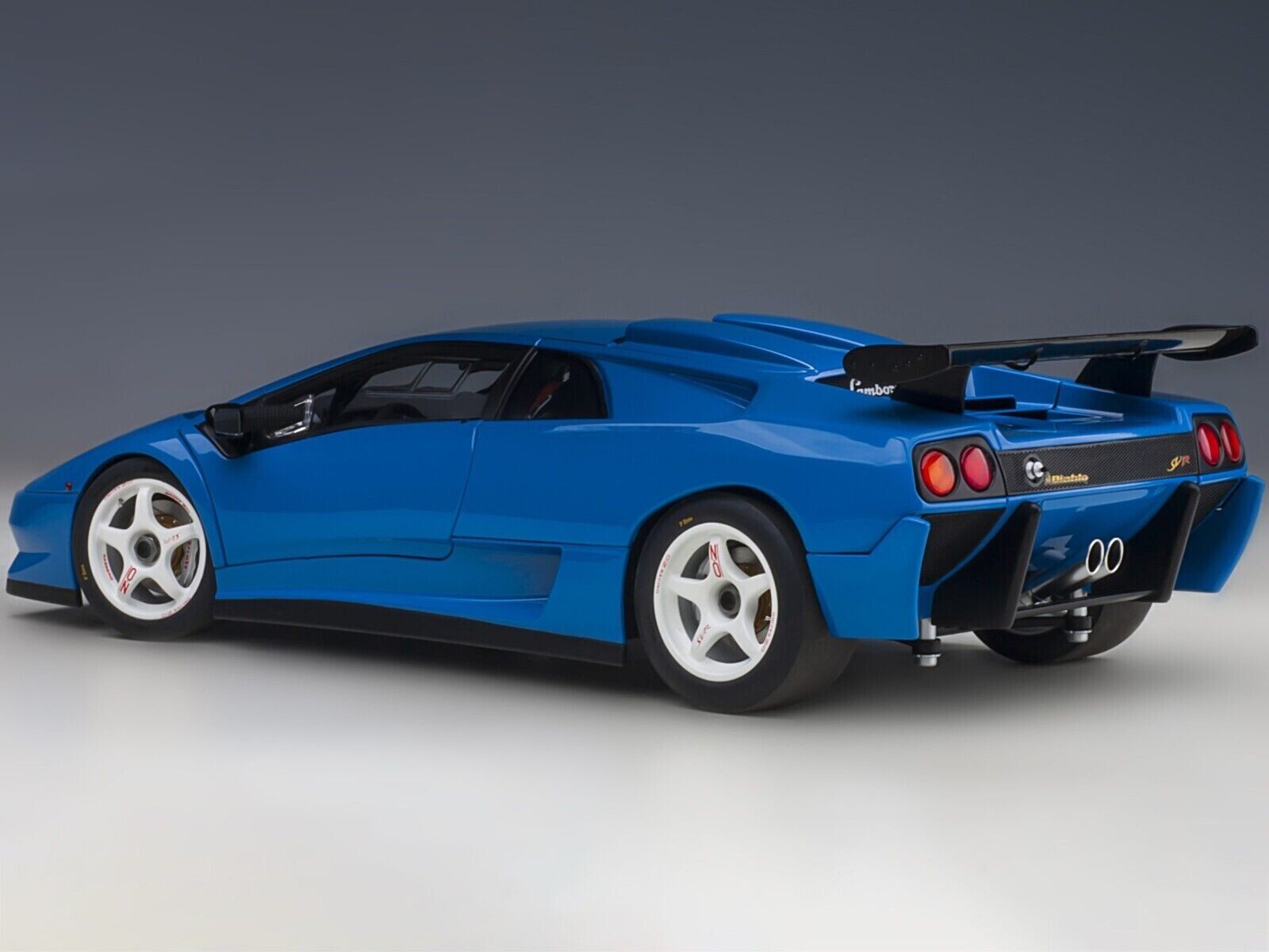 【人気No.1】 Mans Le Blu Sv-R Diablo Lamborghini 1/18 Blue By Car Model 自動車