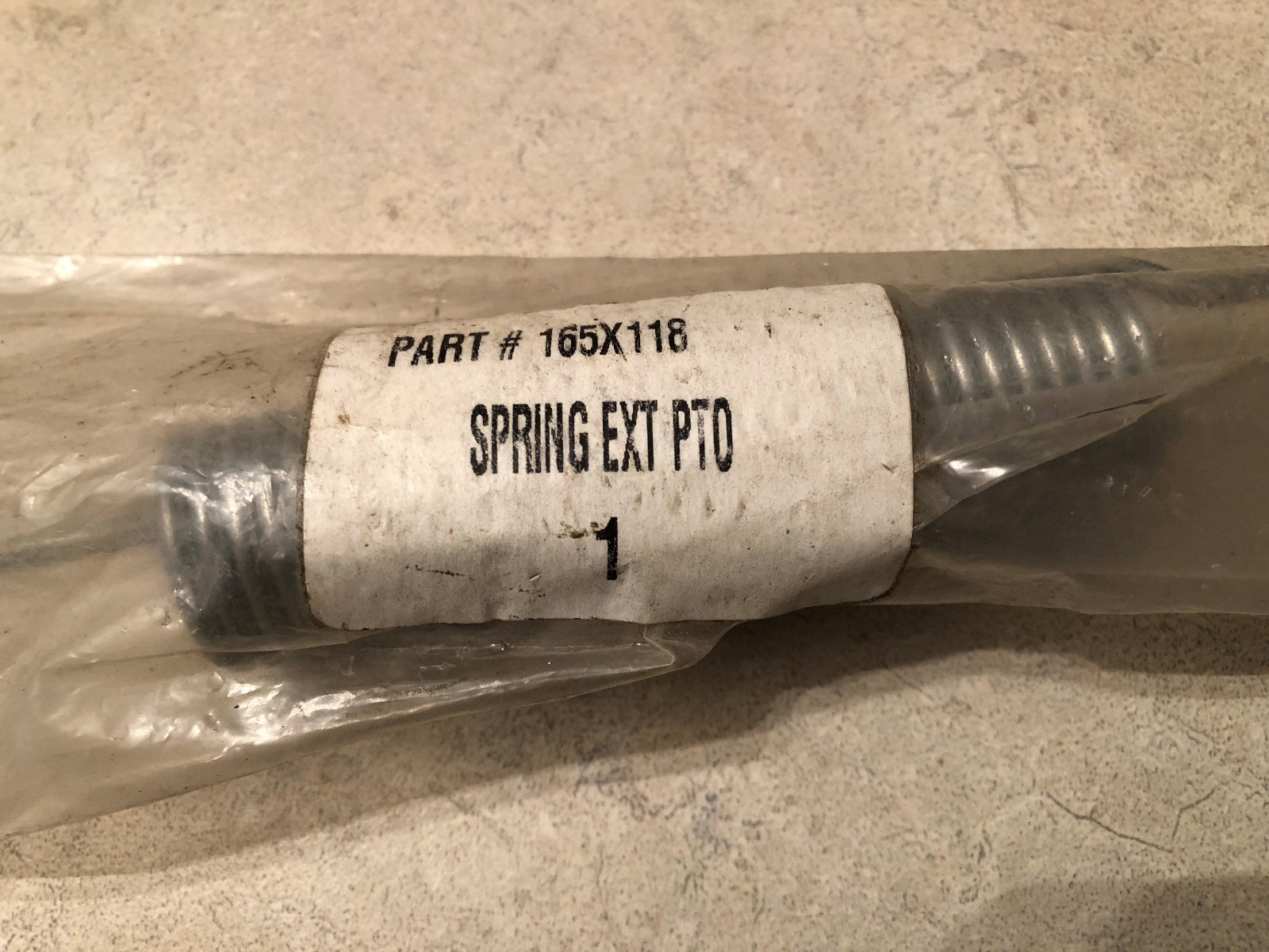 Briggs & Stratton OEM 165X118MA replacement spring ext pto