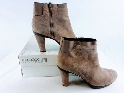In Taupe- Size 10us/40eu