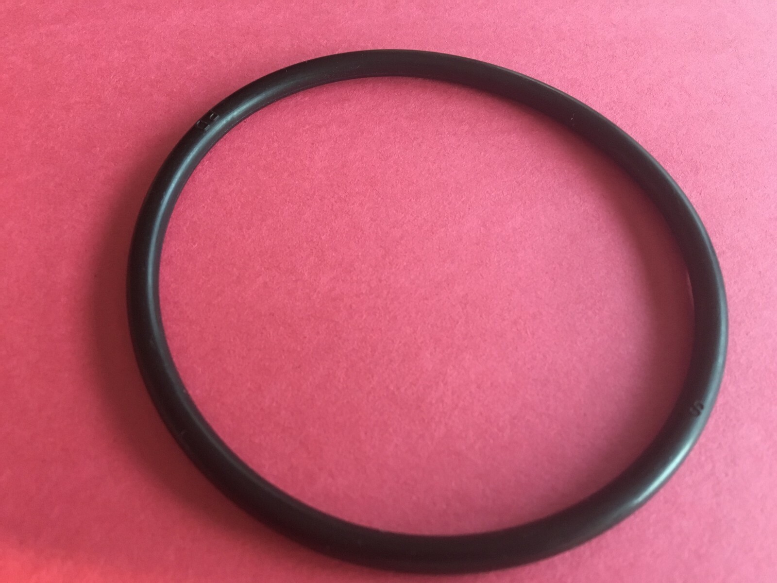 1 Universal Sewing Machine Motor Stretch Belt  Fits 13" to 15" 3/16 diameter